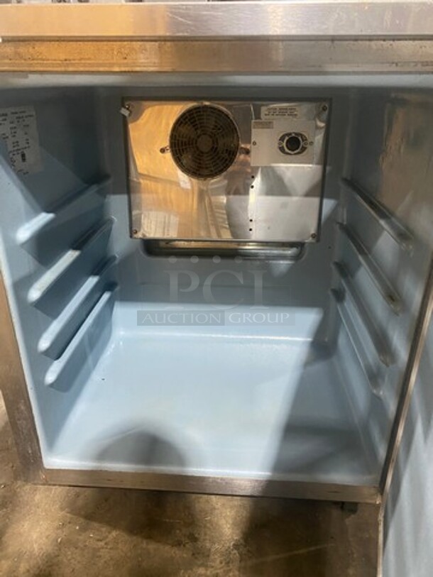 Delfield Commercial Single Door Lowboy/Worktop Cooler! All Stainless Steel! Model: 406STAR2 SN: 1205152000463 115V 60HZ 1 Phase - Image 5 of 10