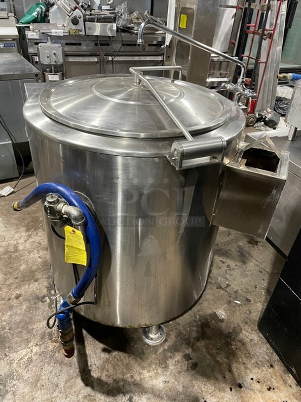 WOW! Market Forge Commercial Natural Gas Powered Jacket Self Contained Soup/Steam Kettle! All Stainless Steel! On Legs! 120V 1 Phase! Model: F-30GL-5 SN: 042816M5102-1365! - Image 3 of 12