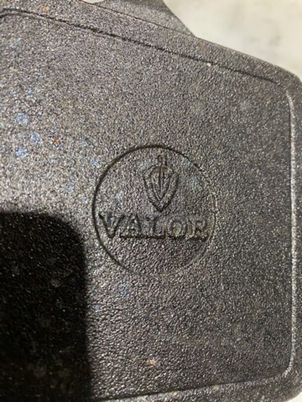 ALL ONE MONEY! Valor Cast Iron Skillet! - Image 4 of 6