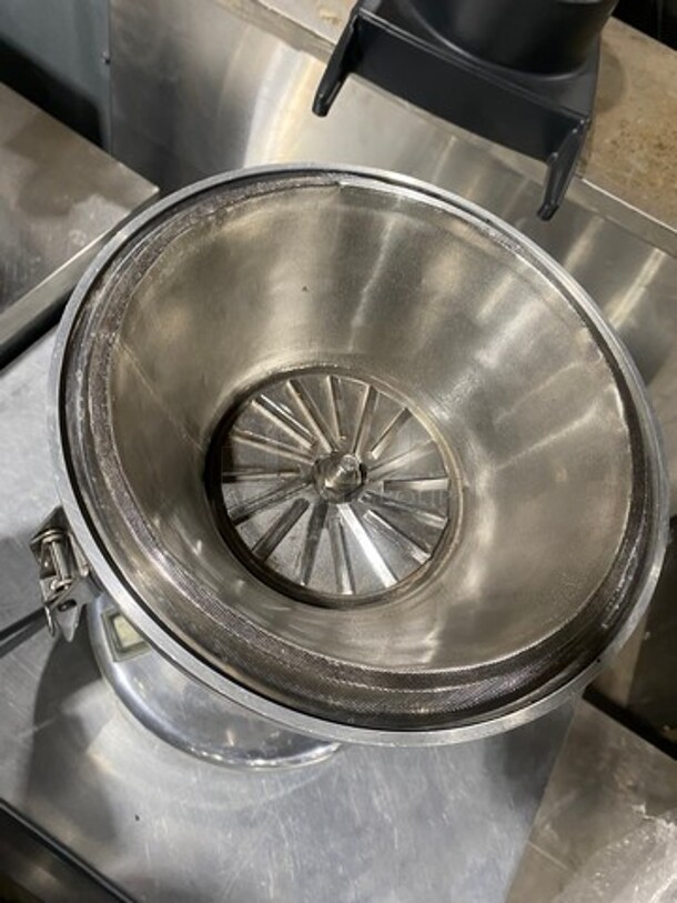 Nutrifaster Commercial Countertop Juicer Extractor! Solid Stainless Steel! Model: N450 SN: 459122012 110V - Image 6 of 9