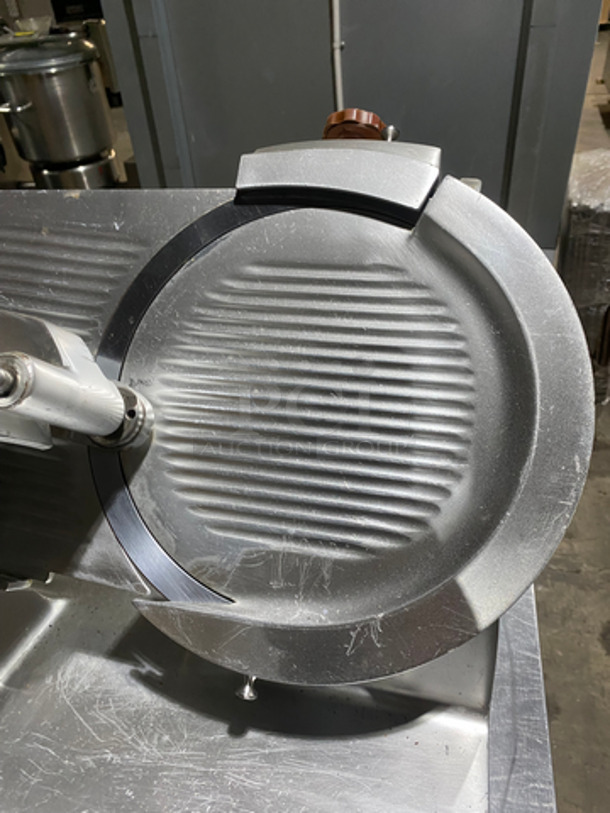 Fleetwood Commercial Countertop Stainless Steel Semi-Automatic 12 Inch Deli/Meat Slicer! 115V 1 Phase - Image 5 of 7
