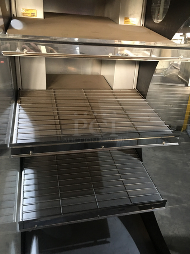 WOW! Fri-Jado Commercial Heated Open Grab-N-Go Display Case! Model: CLD25 SN: 100046878 208V 60HZ 1 Phase - Image 5 of 7