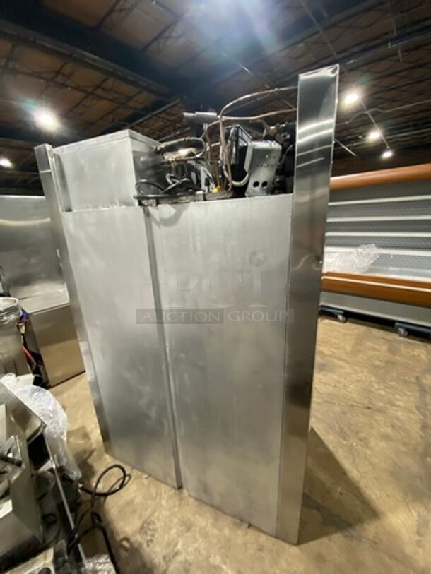 AWESOME! TRAULSEN Commercial Two Section Reach In Freezer! With Built In Pan Rack! All Stainless Steel! (2) Solid Doors! Model 1RLT232NUT 115V/60Hz/1 Phase - Image 4 of 9