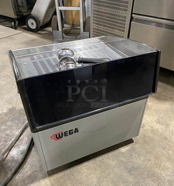 Wega Commercial Countertop Cappuccino/Espresso Machine! All Stainless Steel! Model: EVD1AT SN: 409147 110V - Image 3 of 10