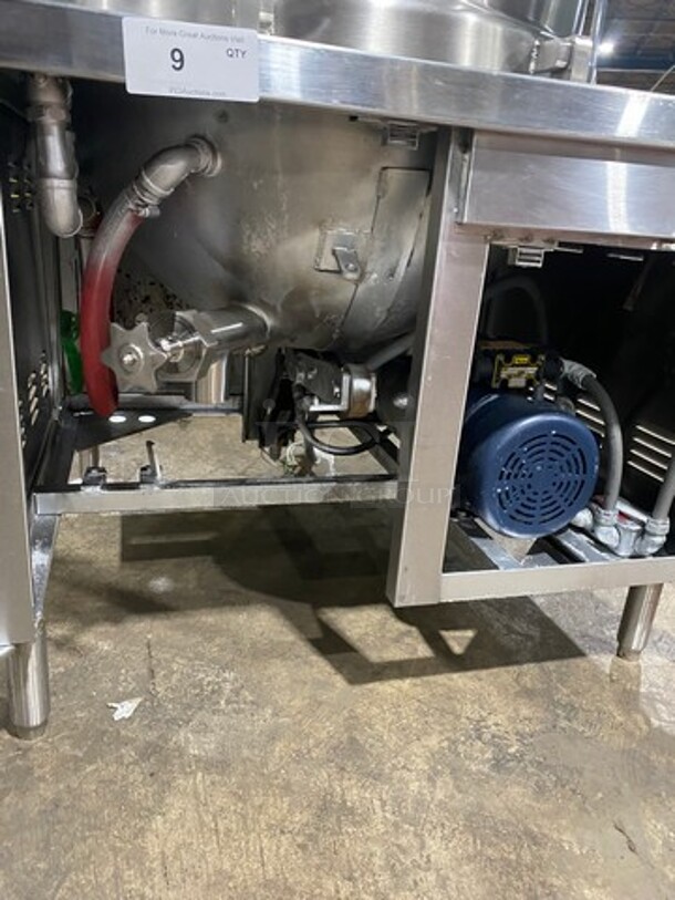 Nice!  Vulcan Direct Steam Tilting 40 Gallon Kettle. Model# VDMT40. 120 Volt. 36X33X42 - Image 6 of 9