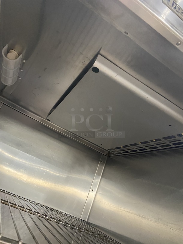 Traulsen Commercial Single Door Reach In Cooler! All Stainless Steel! On Legs! MODEL RHT132WREFHS SN: T239710I98 115V 1PH - Image 7 of 9