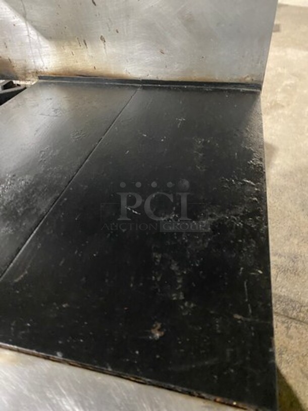 Garland Commercial Natural Gas Powered Hot Plate With Left Side 2 Burner Range! With Raised Splash Back And Salamander Shelf! With Oven Underneath! All Stainless Steel! On Legs! - Image 6 of 9