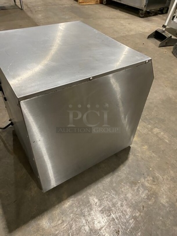 Trak Air Commercial Countertop Convection Oven/ Air Fryer! All Stainless Steel! Model: TAEMCII SN: 052293IIM 120V - Image 4 of 8