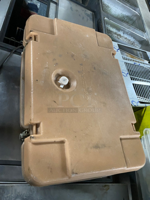 Cambro Insulated Food Pan Carrier!  With Lid! - Image 3 of 5
