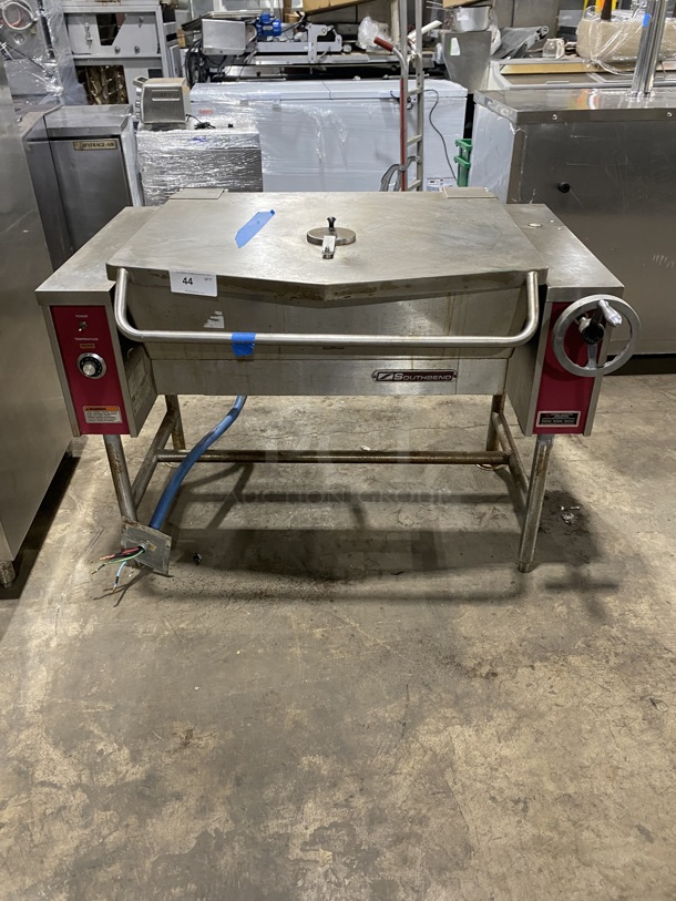 Sweet! SOUTHBEND Commercial Electric Powered Tilt Skillet/Braising Pan! All Stainless Steel! On Legs! MODEL: BECT-30 208V 3Phase! Working When Removed!  - Image 1 of 9