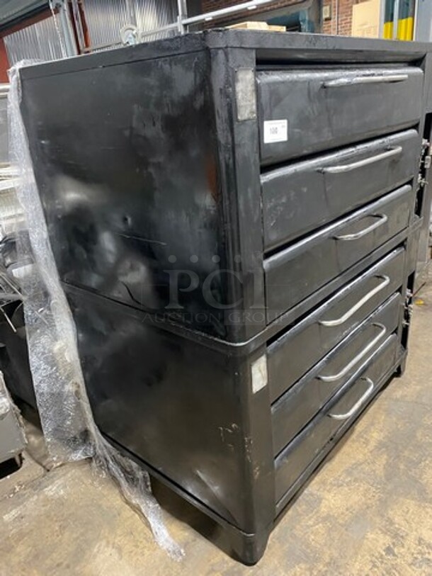 Blodgett Commercial Natural Gas Powered Double Deck Baking/ Pizza Oven! All Stainless Steel! On Legs! WORKING WHEN REMOVED! 2x Your Bid Makes One Unit! - Image 3 of 11