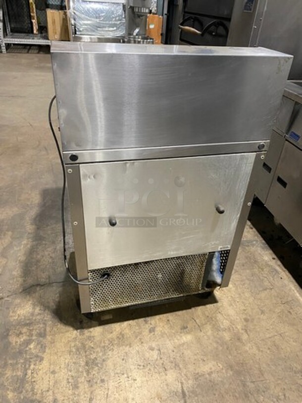 GREAT! True Commercial Refrigerated Sandwich Prep Table! With Single Door Storage Space Underneath! With Poly Coated Racks! All Stainless Steel! On Casters! Model: TSSU2712MB SN: 4999343 115V 60HZ 1 Phase - Image 3 of 10