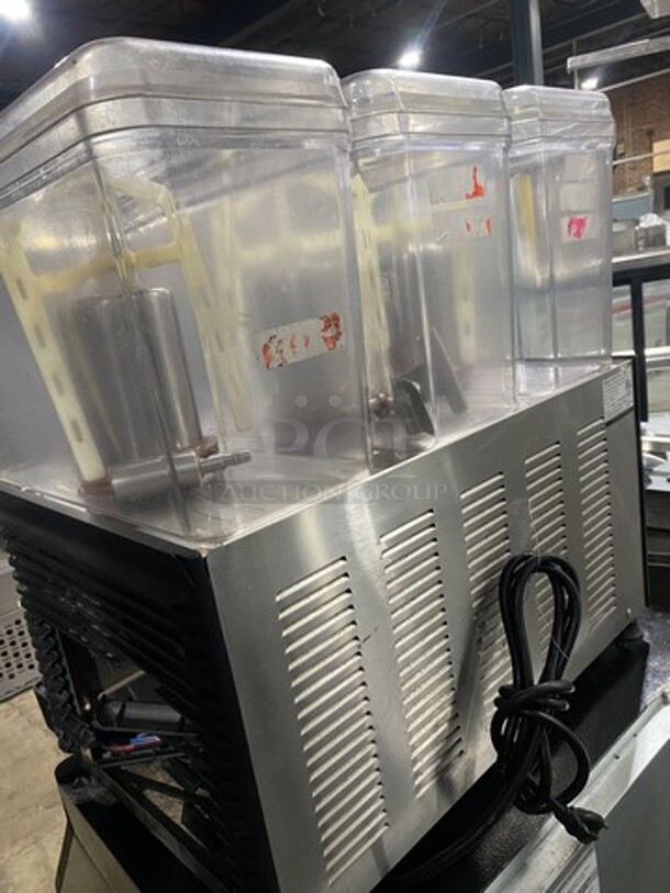 Late Model Omega 3 Head Refrigerated Juice Dispenser! Model OSD30 Serial 3SD20D100289! 120V 1 Phase!  - Image 3 of 7