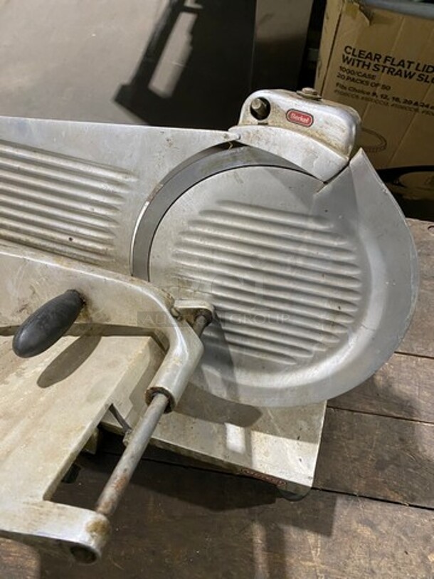 Commercial Countertop Deli/ Meat Slicer! All Stainless Steel! Model: 827 SN: 9775000305614 115V 60HZ 1 Phase - Image 5 of 8