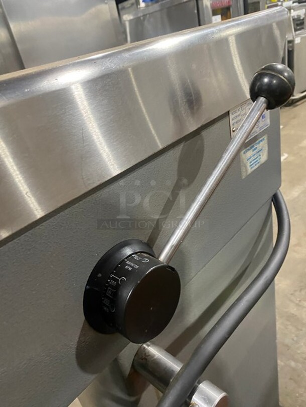 NICE! Welbilt Varimixer Commercial 40 Qt Planetary Mixer! With Mixing Bowl And Hook Attachment! Model: W40 SN: 6913030002EA 208V 3 Phase - Image 7 of 9