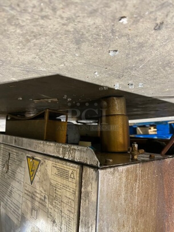 Angelo Po Commercial Combi Convection Oven! With Digital Controls! With View Through Door! Metal Oven Racks! All Stainless Steel! Model: FX101E30UX02 SN: 83588113501 208V 60HZ 3 Phase - Image 11 of 12