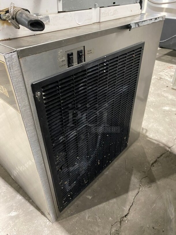 Cornelius Stainless Steel Commercial Ice Maker Head! MODEL IWC530 SN: D9511BC8355 115V 1PH - Image 2 of 7