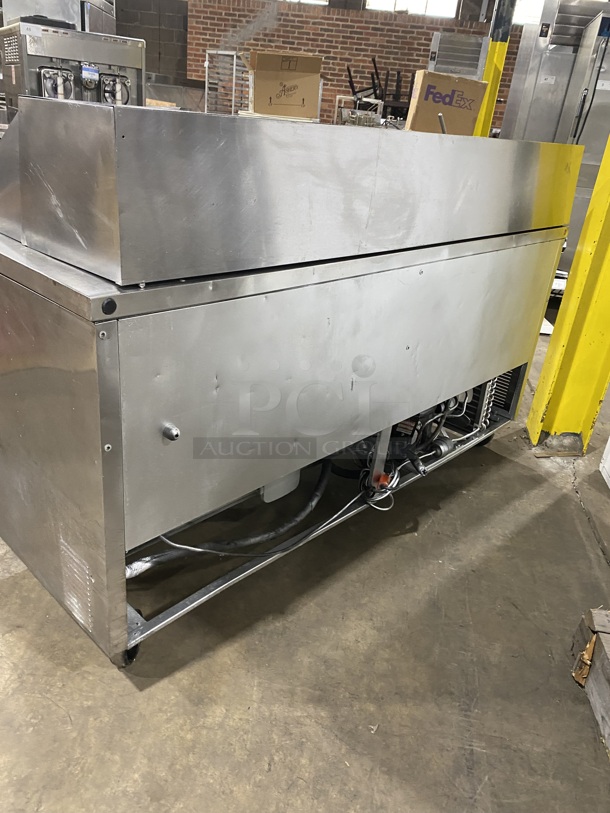 TRUE All Stainless Steel Refrigerated 3 Door Mega Top Sandwich Prep Table!  On Casters! Model QA-72-30M-B Serial 1-3456552 115V/60Hz/1 Phase - Image 4 of 9