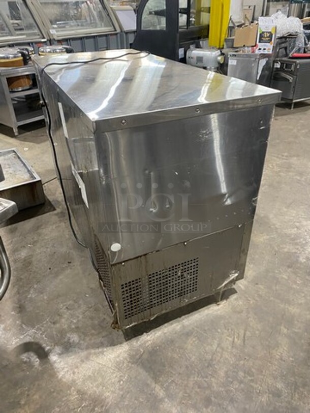 2018 Atosa Commercial 2 Door Bar Back Cooler! With View Through Doors! All Stainless Steel! Model: MBB59G SN: MBB59GAUS100318070700C40012 115V 60HZ 1 Phase - Image 3 of 7
