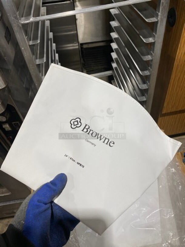 NEW! ALL ONE MONEY! Assorted Size Icing Piping Bags! - Image 3 of 6