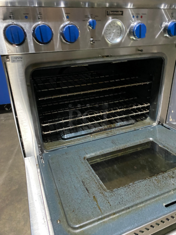 Thermador Gas Powered Stove Top! 4 Burner And Built In Flat Top In The Center! With Full Size Oven Underneath! With Metal Oven Racks! All Stainless Steel! - Image 8 of 12