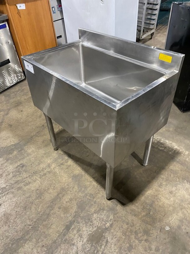 Commercial Undercounter Ice Bin! With Back Splash! Solid Stainless Steel! On Legs! - Image 7 of 7