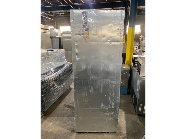 True TG1R-1S  All Stainless Steel Commercial Single Door Reach In Cooler! With Poly Coated Racks on Commercial Casters! 115 Volts, 1 Phase! - Image 2 of 10