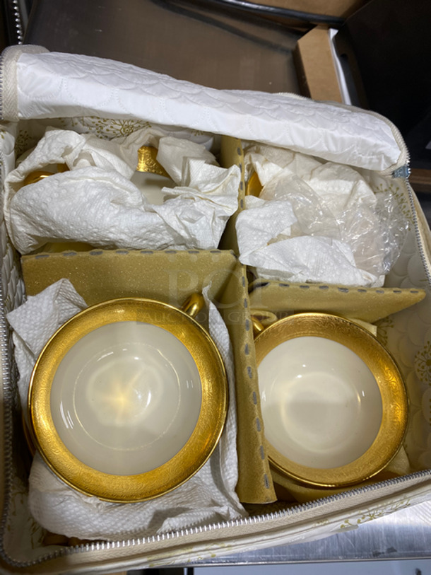 BEAUTIFUL! ELEGANT! BRAND NEW! NEVER USED! Lenox 12 Piece Teacups! Ivory With 24K Gold Trim Dinnerware Collection! Includes Protective Material Carrier! 12x Your Bid! - Image 2 of 7