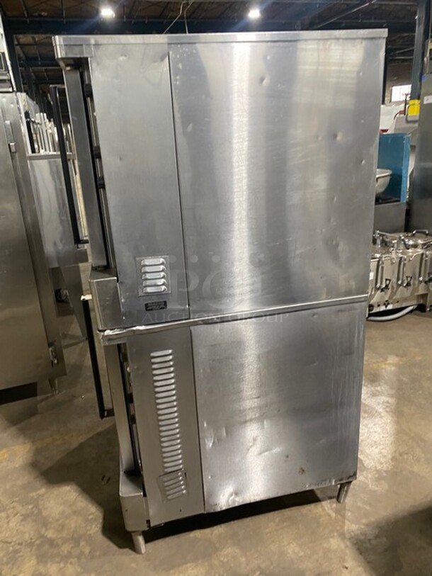Blodgett Stainless Steel Commercial Gas-Powered Full-Size Convection Ovens w/ Solid Doors and Thermostatic Controls! 2X Your Bid Makes One Unit! - Image 2 of 9