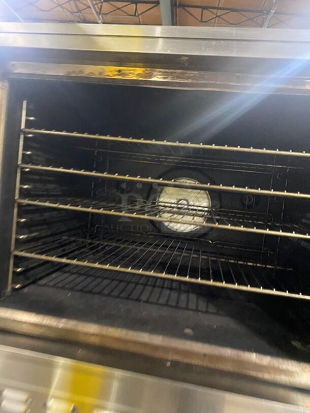 Blodgett Stainless Steel Commercial Gas-Powered Full-Size Convection Ovens w/ Solid Doors and Thermostatic Controls! 2X Your Bid Makes One Unit! - Image 6 of 9