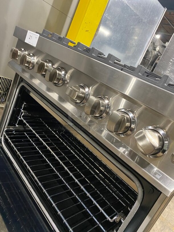 2021 Zline Gas Powered 6 Burner Stove! With Oven Underneath! Stainless Steel! MODEL RG36 SN: RG36GE2108004402 120V - Image 7 of 10