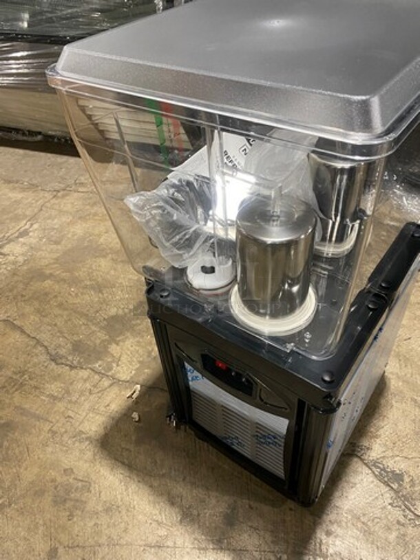 NEW! IN THE BOX! Narvon Commercial Countertop Refrigerated Beverage Dispenser! Capacity Of 10 Gallons! Model: MEGA140S SN: 21105799 120V - Image 5 of 9