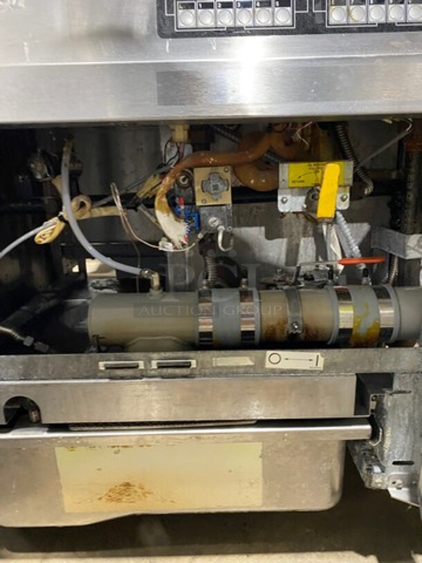 Frymaster Commercial Natural Gas Powered 2 Bay Deep Fat Fryer! With Side Dumping Station! With Back Splash! All Stainless Steel! On Casters! Model: FMP245EBLCSC SN: 0507GI0005 - Image 7 of 12