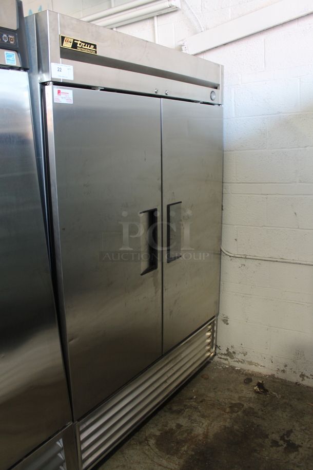 True T-49 Stainless Steel Commercial 2 Door Reach In Cooler w/ Poly Coated Racks on Commercial Casters. 115 Volts, 1 Phase. Tested and Working!