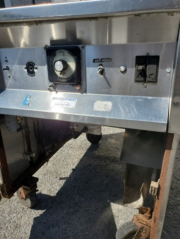 Electric Pressure Fryer  - Image 5 of 7