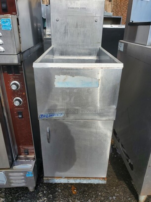PITCO Sir Lawrence Lbs. 40 Capacity  Propane Fryer 15X30X34 - Image 2 of 7