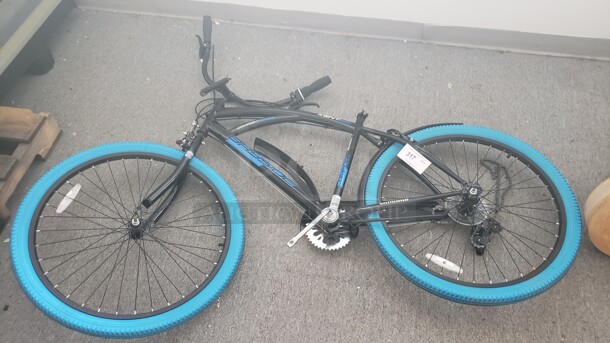 Kent 2600 Bike

Sold as is 

(Location 2) - Image 1 of 1