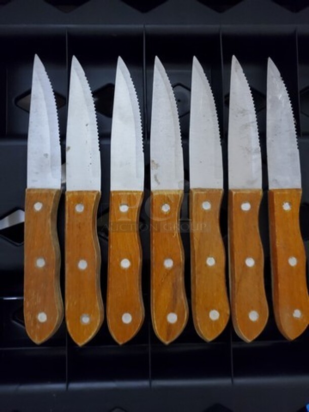 Lot of 7 Knives  - Image 4 of 4