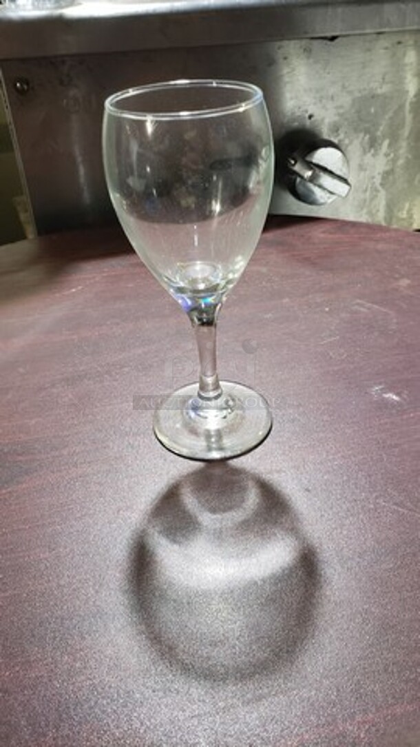 Lot of 12 Glasses