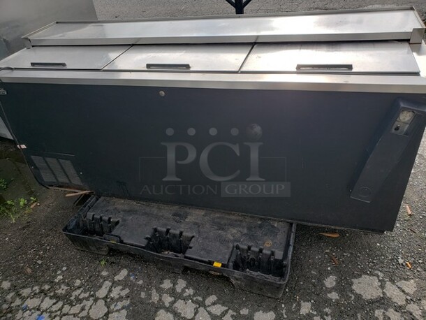 Beverage Air DW79 80" Forced Air Bottle Cooler! - Image 1 of 9