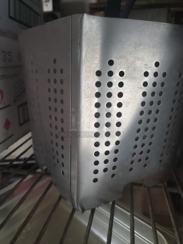 Aluminum Pasta Cooker BIDX4 - Image 5 of 5