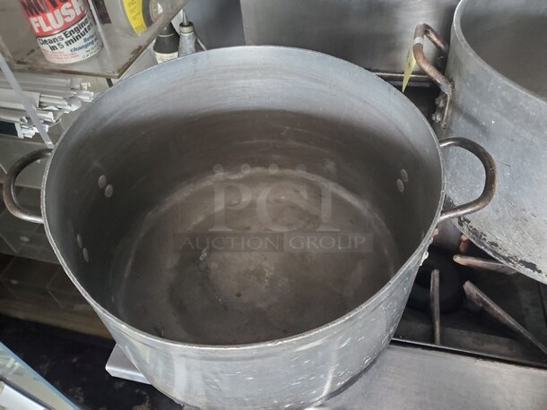 Aluminum Pot 18X11 - Image 4 of 4