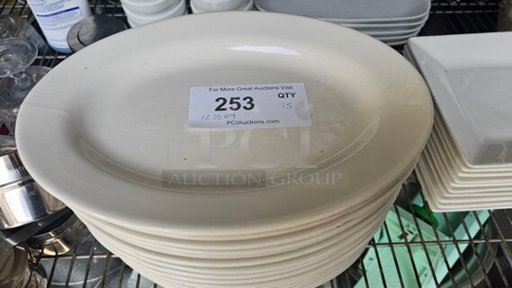 Lot of 15 Oval Plates