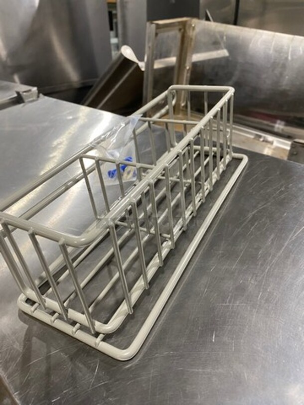 NEW! IN THE BOX! Spray Bottle Holder Wire Rack! - Image 4 of 4