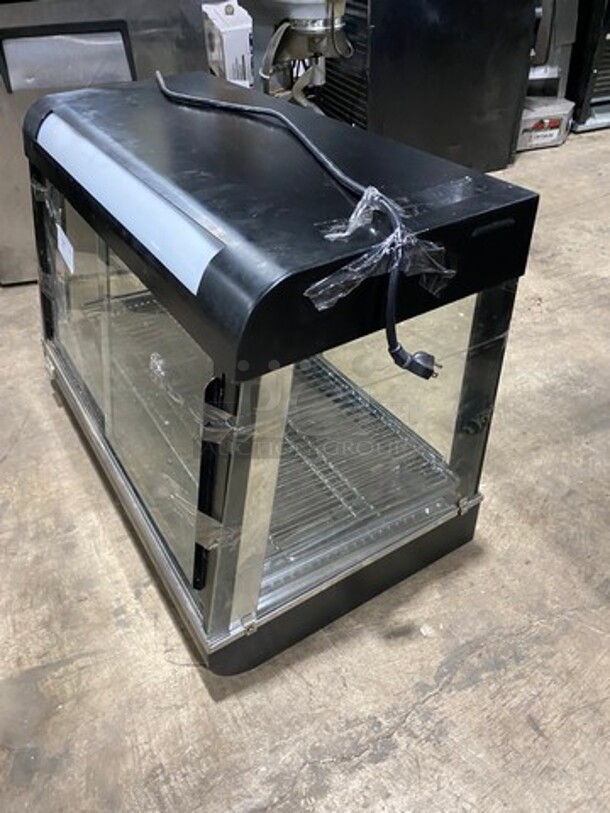 2015 Commercial Countertop Heated Food Warming Display Case! Glass All Around Showcase Style! With Access Doors! Model: DWCN0902 SN: S0B280001075 110V60HZ 1 Phase - Image 3 of 7