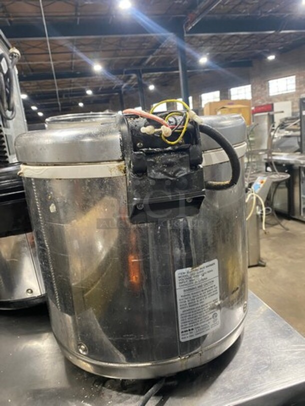 Amko Commercial Countertop Electric Powered Countertop Rice Cooker/ Warmer! WORKING WHEN REMOVED! Model: SEJ22000 SN: 18040595 110/120V - Image 3 of 6