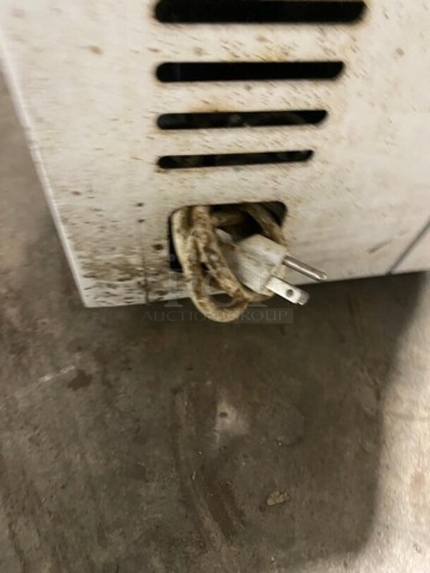 Amana Commercial Reach Down Chest Freezer/ Cooler! With Hinged Top Lid! Model: AQC0701DRW00 SN: TA41914499 115V - Image 8 of 8