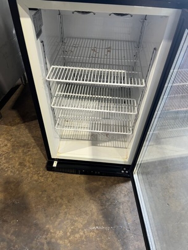 Beverage Air Commercial Countertop/ Undercounter Single Door Reach In Freezer Merchandiser! With Poly Coated Racks! Model: CTF961B SN: CTF961B30042016096 115V 60HZ 1 Phase - Image 4 of 6
