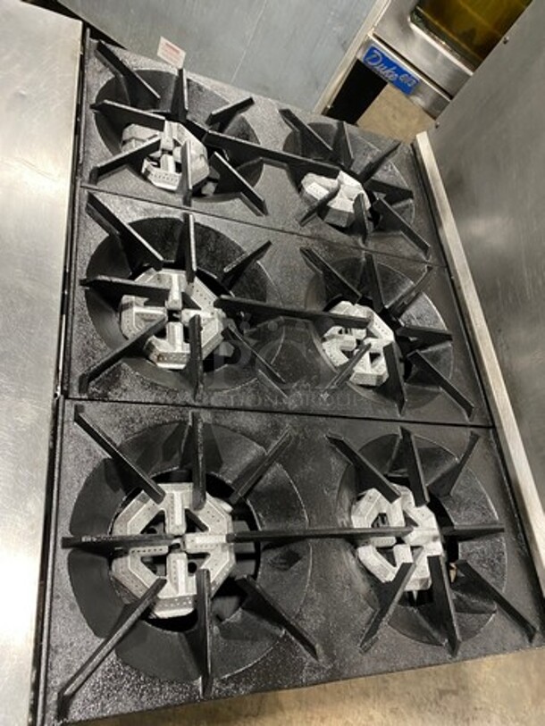 US Range Commercial Natural Gas Powered 6 Burner Stove! With Raised Back Splash! With Oven Underneath! All Stainless Steel! On Legs! - Image 5 of 10