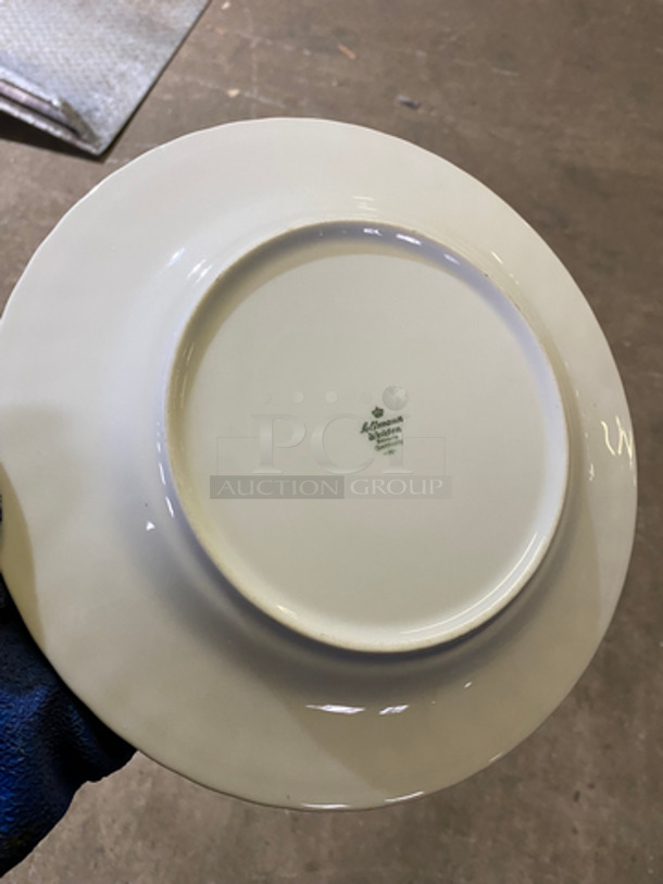 10" White Ceramic Plates! Includes Poly Crates! 3x Your Bid! - Image 4 of 5
